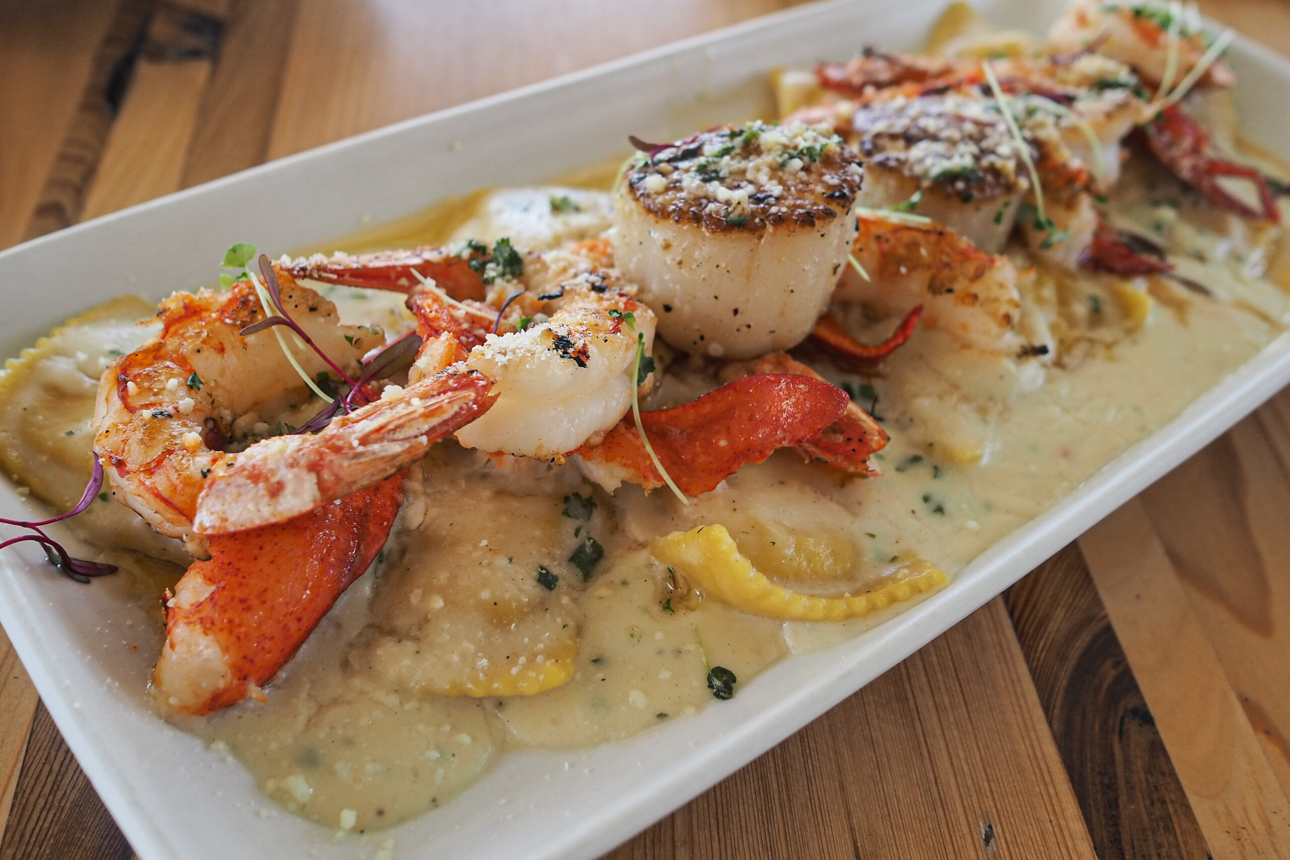 Scallop dish at vine and olive