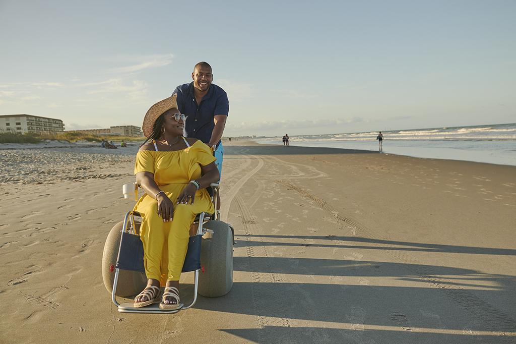 Family using crabby wheels beach rentals in Cocoa beach